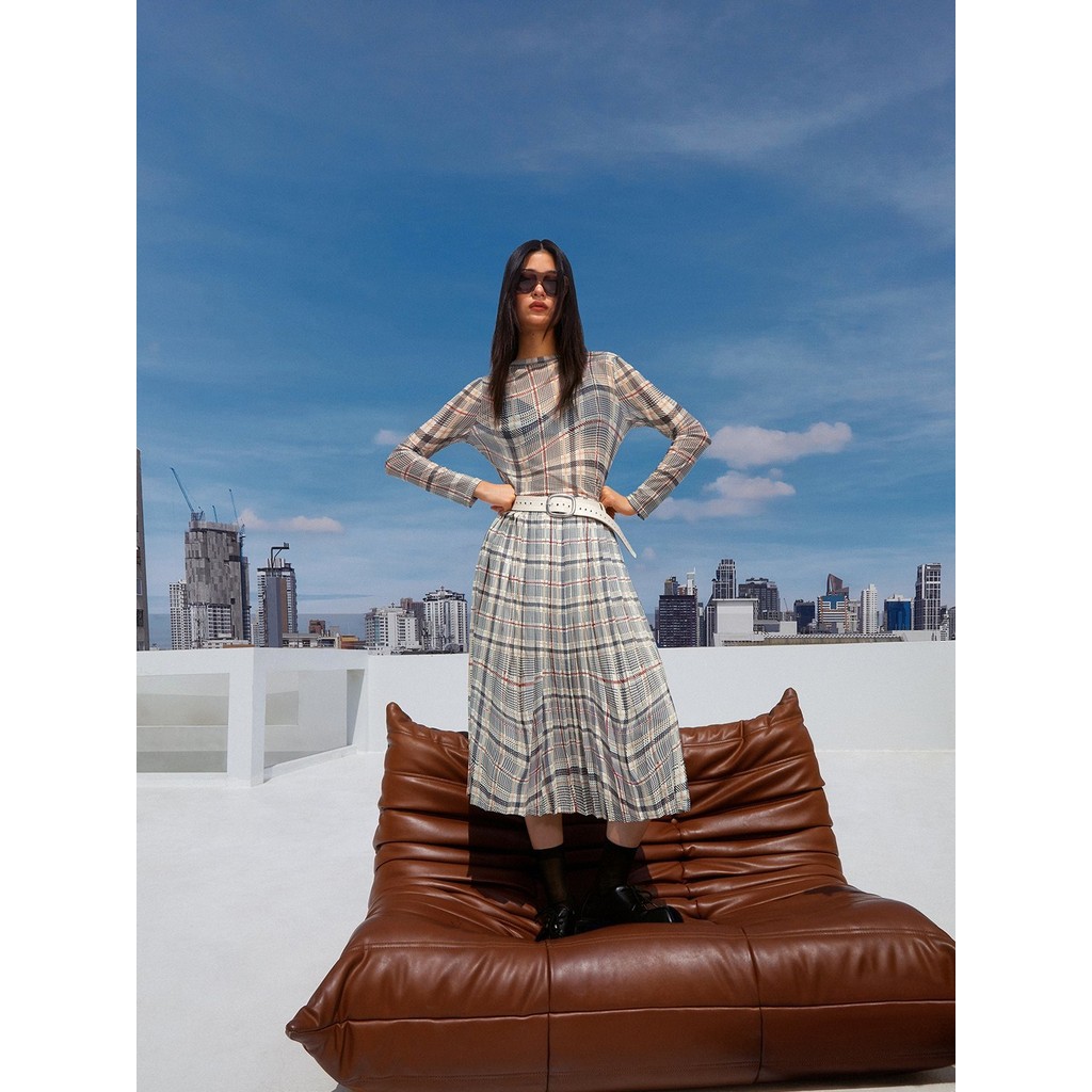 [Pomelo] กระโปรงยาวลายสก็อต / Wavy Plaid Printed Midi Skirt