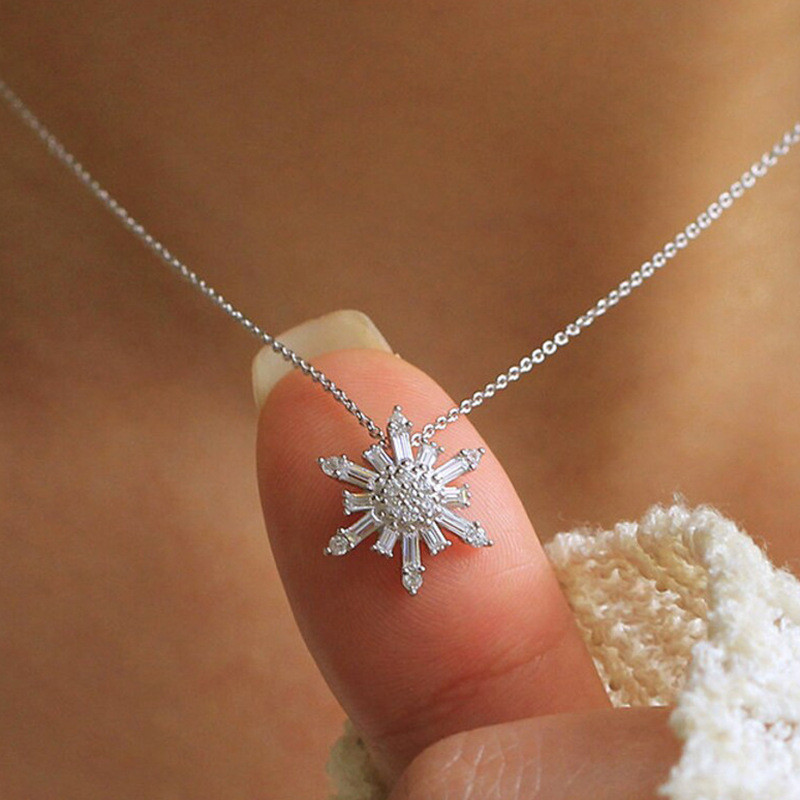 สร้อยคอเจ้าหญิงเงาสวยหวานของชำร่วยแฟนสาวสร้อยคอเกล็ดหิมะน้ำแข็งสร้อยคอไหปลาร้า