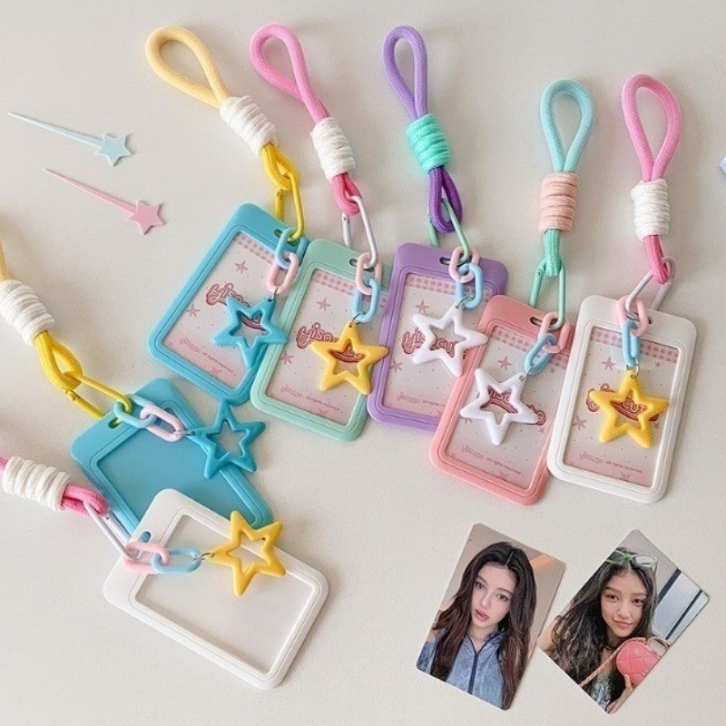3นิ้วหน้าท้องสไลด์เคป๊อปภาพผู้ถือบัตรป้องกันการสูญหายพวงกุญแจ อิน ไอดอลป้องกันกรณีกระเป๋ารถบัสบัตรแขนอุปกรณ์ที่มีเชือกเส้นเล็