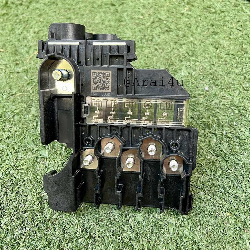 แผงฟิวส์ข้างแบตเตอรี่ HONDA CIVIC FC,FK (38240-T5C-003)