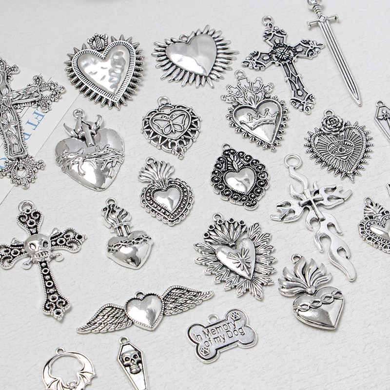 Gothic Retro พิเศษรูปหัวใจ Cross เงินโบราณคอลเลกชันจี้ diy Handmade สร้อยข้อมือสร้อยคออุปกรณ์เสริมวัสดุ – โปรปัง