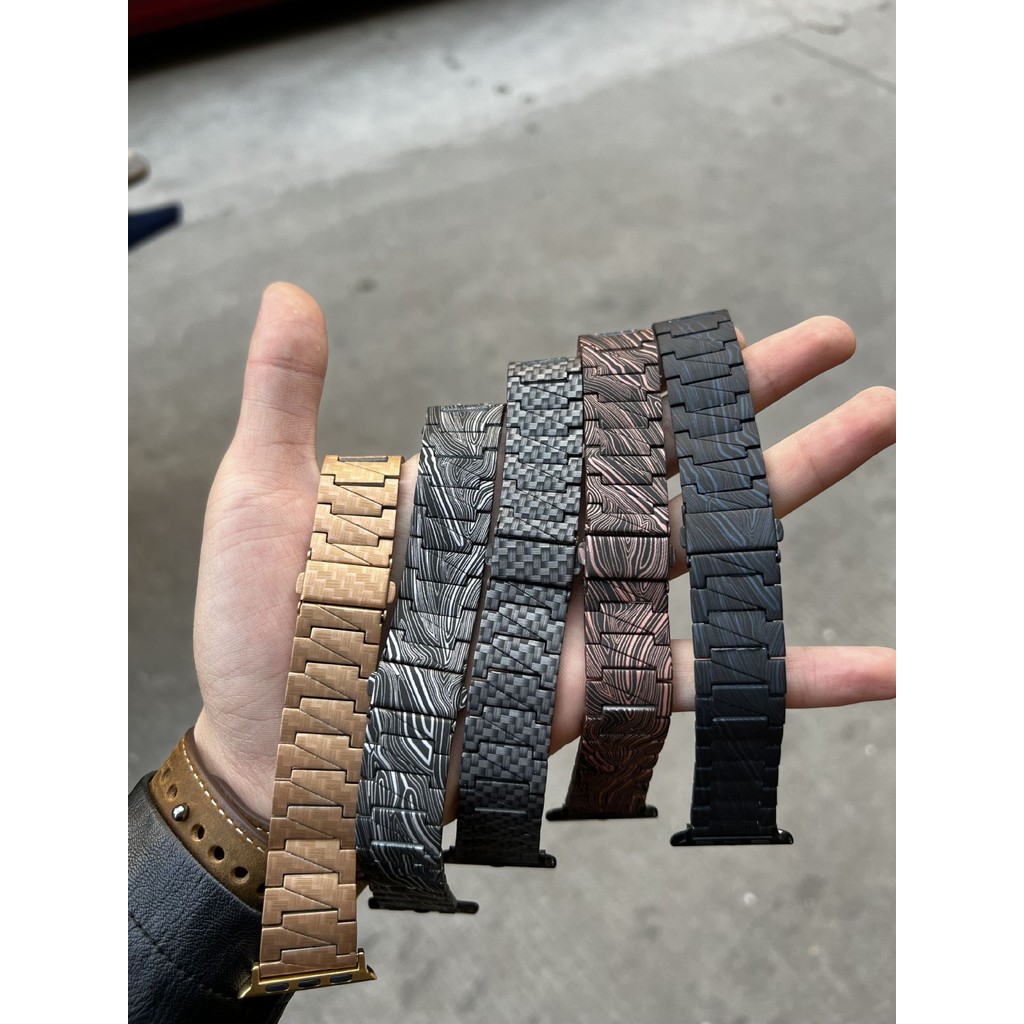 适用于苹果手表iwatch表带1-7代新款碳纤维纹路金属钢带表带