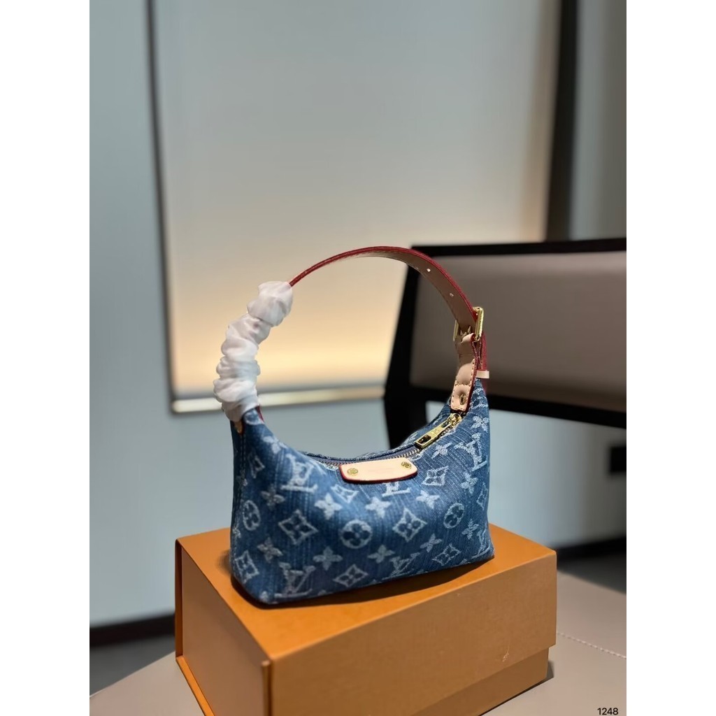 Lv Denim Underarm Bag Classic Retro Female Bag