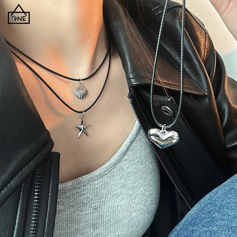 COD❤️สร้อยคอเชือกหนังจี้หัวใจปลาดาวสีเงินเรียบง่ายหวานสุดเท่เครื่องประดับสำหรับผู้หญิงของขวัญ-a.one