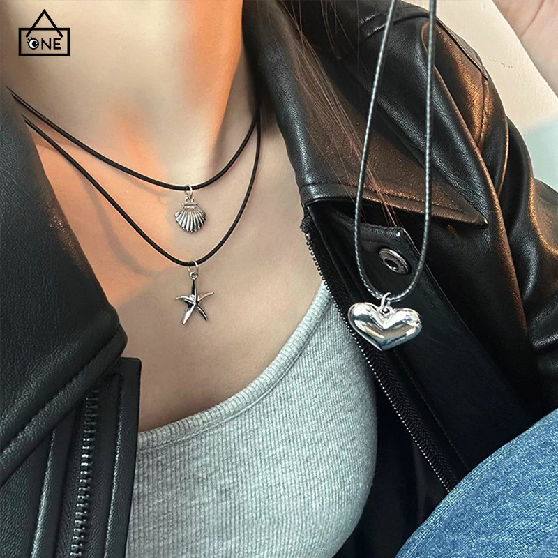 COD❤️สร้อยคอเชือกหนังจี้หัวใจปลาดาวสีเงินเรียบง่ายหวานสุดเท่เครื่องประดับสำหรับผู้หญิงของขวัญ-a.one