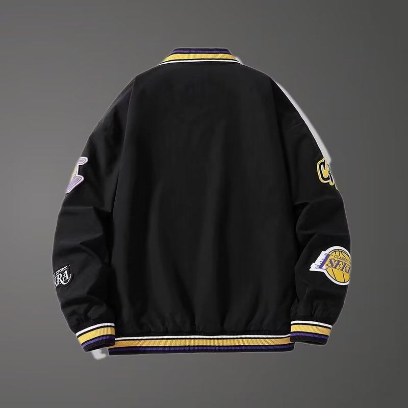ชุดเบสบอลผู้ชายฤดูใบไม้ผลิฤดูใบไม้ร่วงปักอเมริกัน สูง ถนน เย็บแจ็คเก็ต เลเกอร์ส สีม่วงสีทองจับคู่หลวมเครื่องบินทิ้งระเบิดแจ็คเก็ต พร้อมสต็อกจัดส่งเร、棒球服男春秋刺绣美式高街拼接夹克湖人紫金配色宽松飞行员夹克外套 - รูปที่ 5