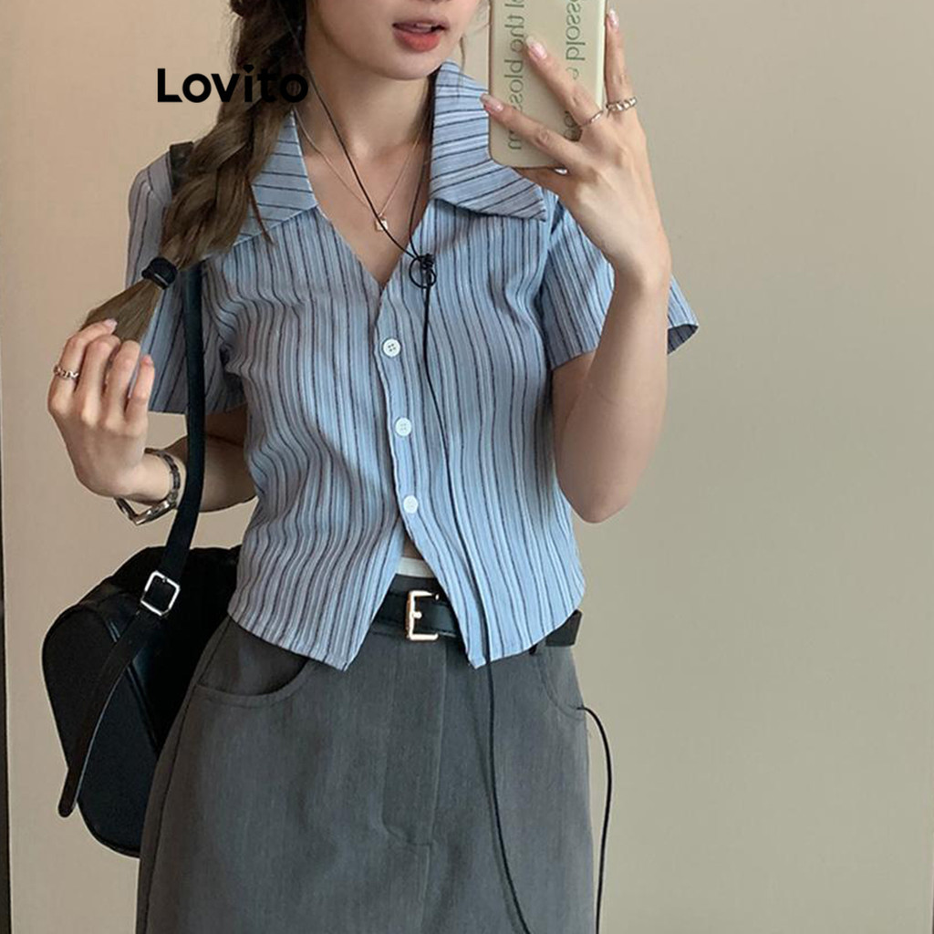Lovito เสื้อเบลาส์ผู้หญิง ลายทาง สไตล์ลำลอง LNE63297