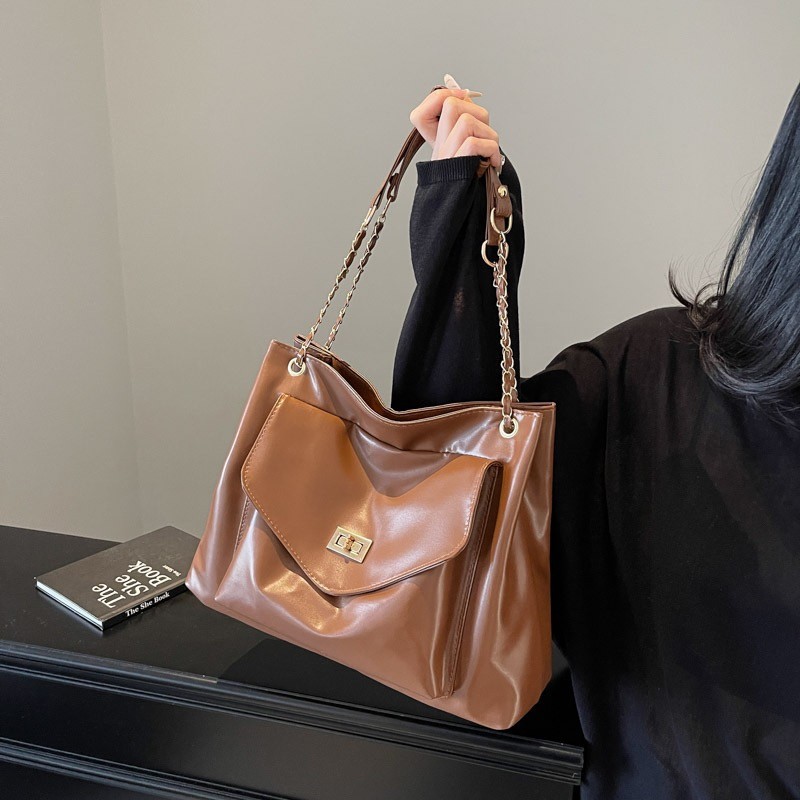 BM-shop: กระเป๋า ใบใหญ่แฟชั่นใส่ของได้เยอะPU หน้าใหญ่มากใส่ของได้เยอะมาก