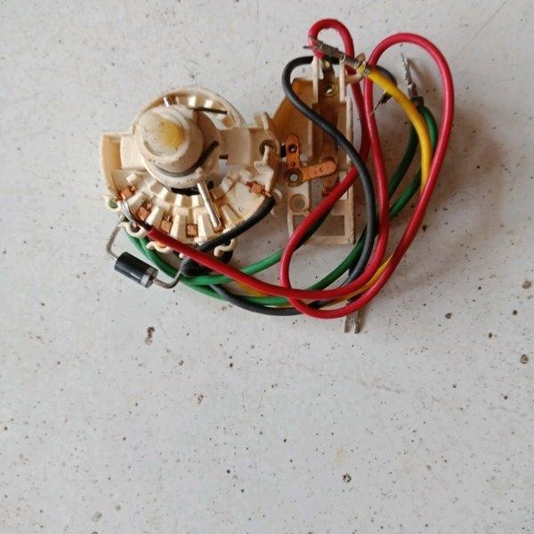 Philips HR 2071 HR 2061 Blender สวิตช์หมุน