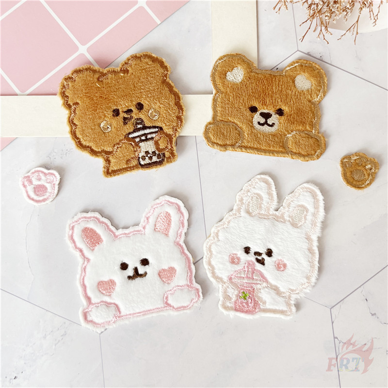 ✿ แผ่นแปะสติ๊กเกอร์มีกาวในตัว Rabbit & Bear Head ✿ 1ชิ้น ทําเอง เย็บบนเหล็กบนเย็บปักถักร้อยเสื้อผ้ากระเป๋าอุปกรณ์เสริมป้ายแพทช์