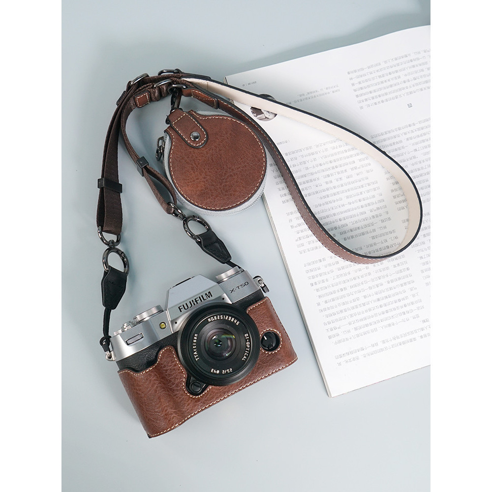 หนัง PU Fujifilm X-T50 ฐานกระเป๋าครึ่งฝาครอบหนังแท้สําหรับ Fuji XT50 ปลอกกล้องพร้อมสายรัด