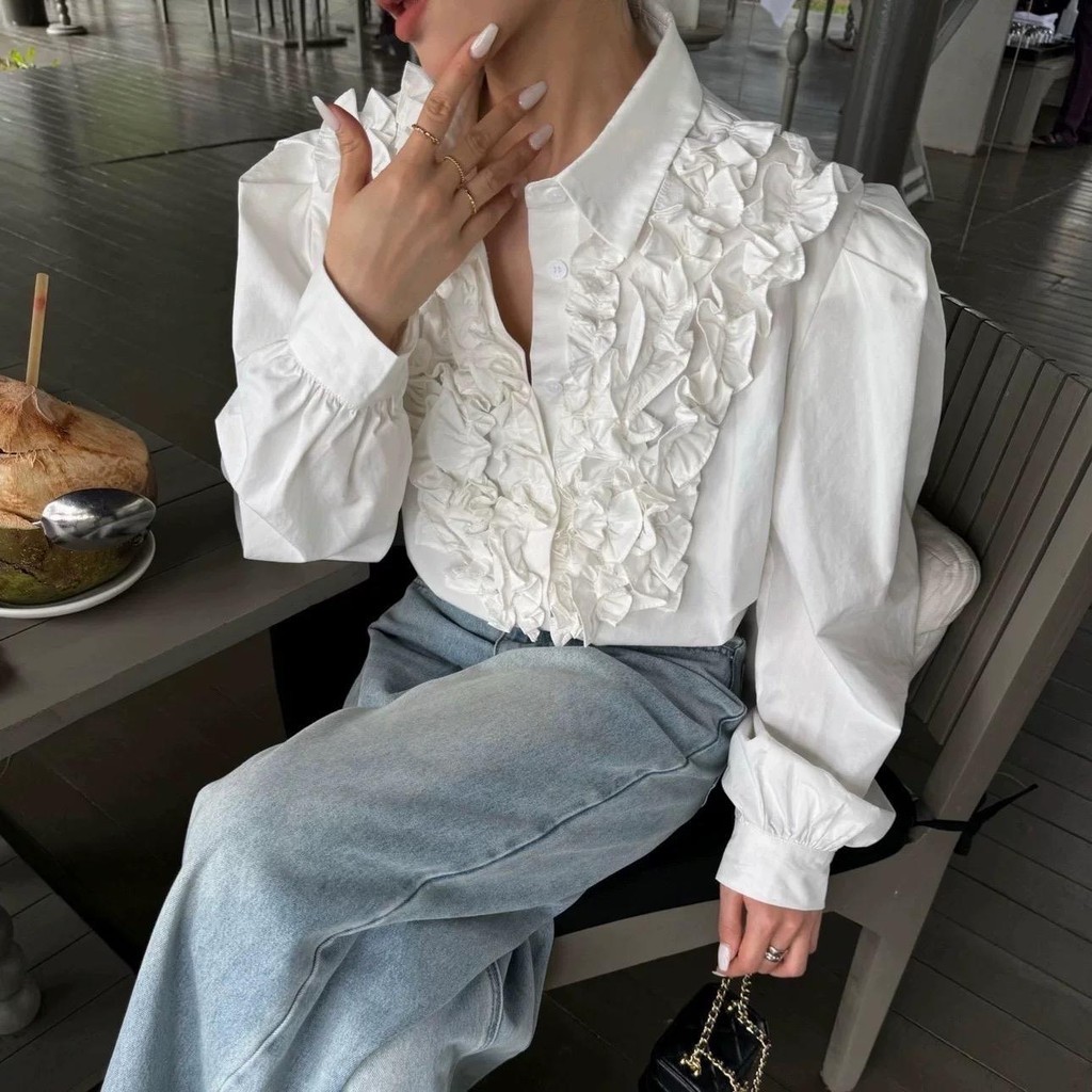 เสื้อเชิ้ตระบายระบาย เก๋ไม่ซ้ำ