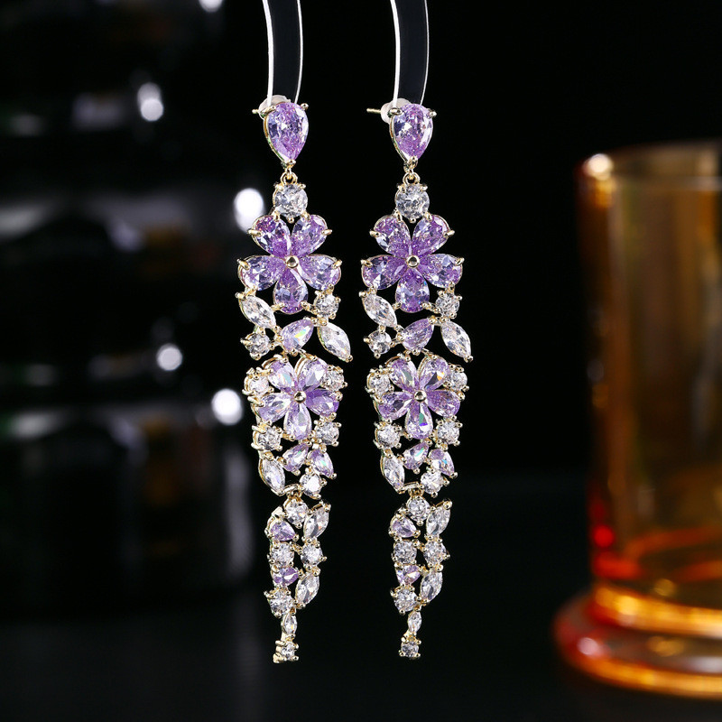T Classy ดอกไม้ยาวเพทายต่างหูคริสตัล Classy Water Drop ต่างหูพู่หญิงแฟชั่นยุโรปอเมริกันอุตสาหกรรมหนักที่มีสีสันสมบัติต่างหูยาวต่างหู