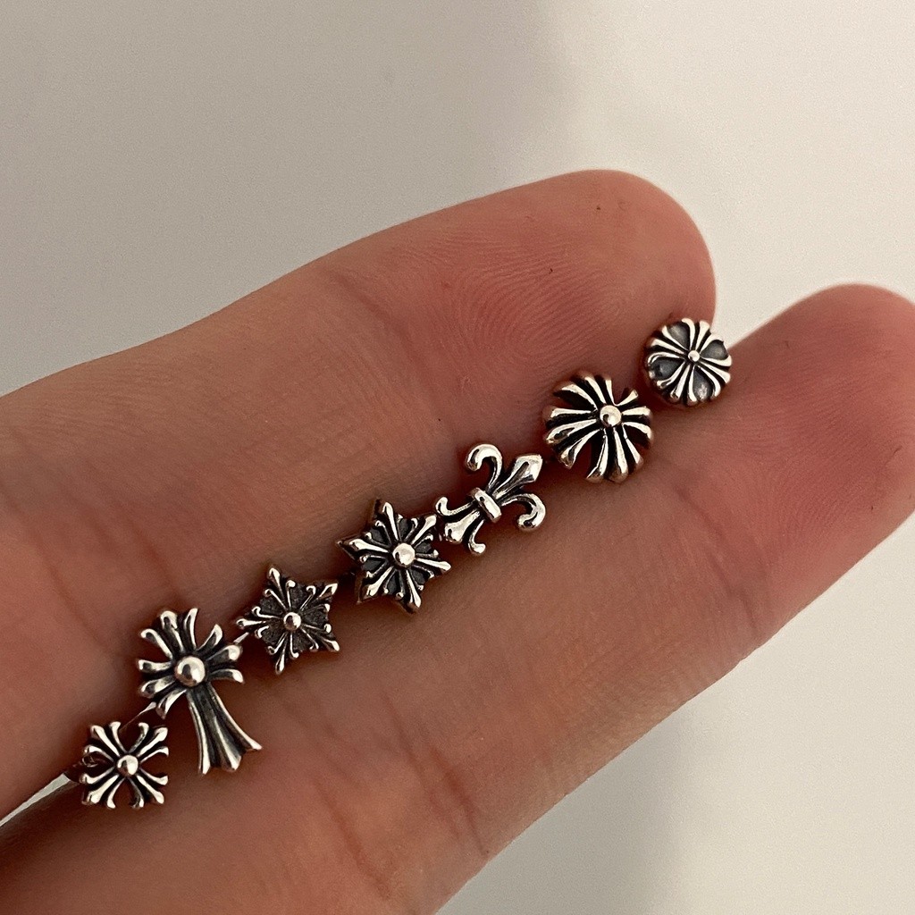 1 ชิ้น Punk CROSS ต่างหูสําหรับผู้ชายและผู้หญิง Vintage Star CROSS Stud ต่างหูผู้หญิงใหม่ต่างหูอุปกรณ์เสริมของขวัญ