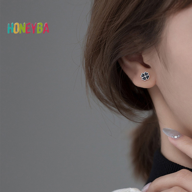 <Honeyba> 1คู่ต่างหูดอกไม้สีดําเรียบง่ายสําหรับผู้หญิงหูกระดูกเล็บกระดูกอ่อนต่างหูเกลียวสตั๊ดต่างหูเครื่องประดับของขวัญที่ดี