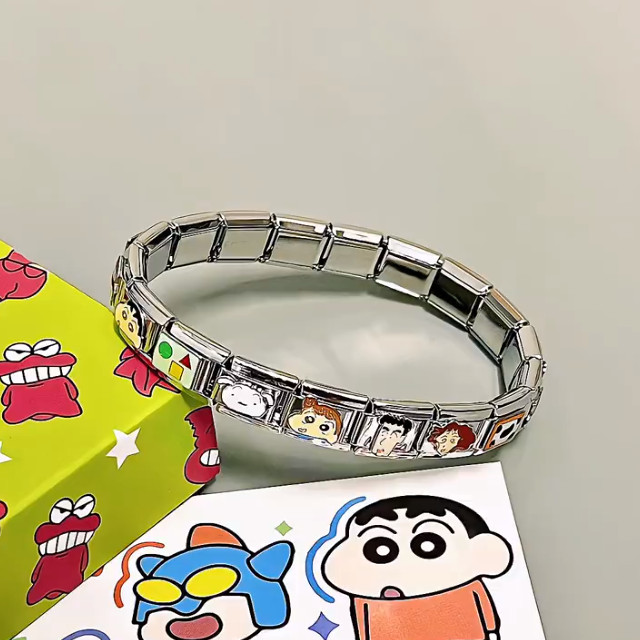 Crayon Shin-Chan รูปแบบโมดูลสร้อยข้อมือการ์ตูน Animation สินค้า DIY เย็บชายหญิงคู่แฟนของขวัญสร้อยข้อ