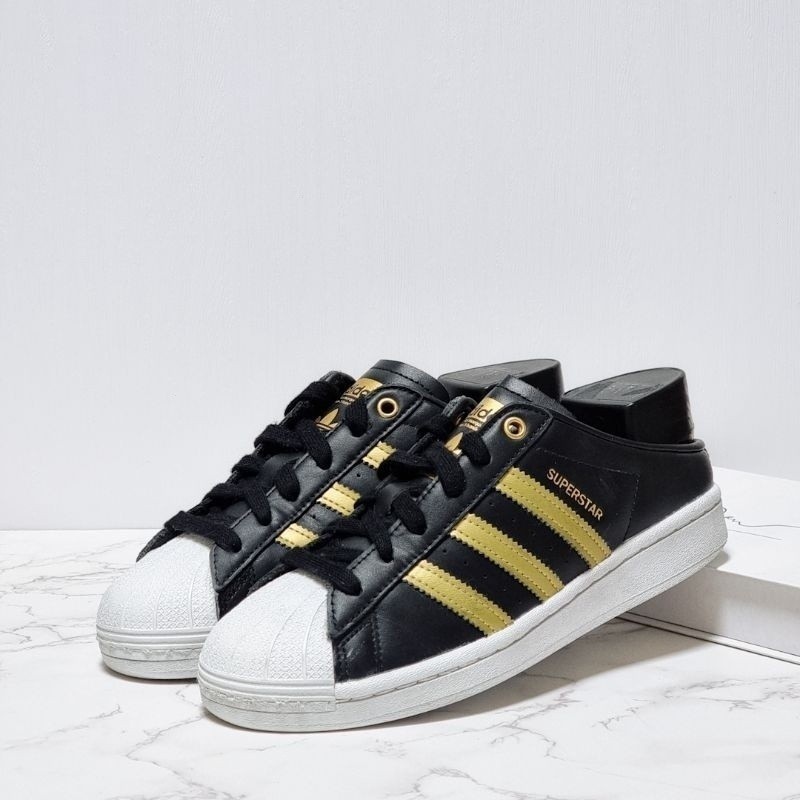 รองเท้ามือสอง Adidas superstar/ ไซส์36-22