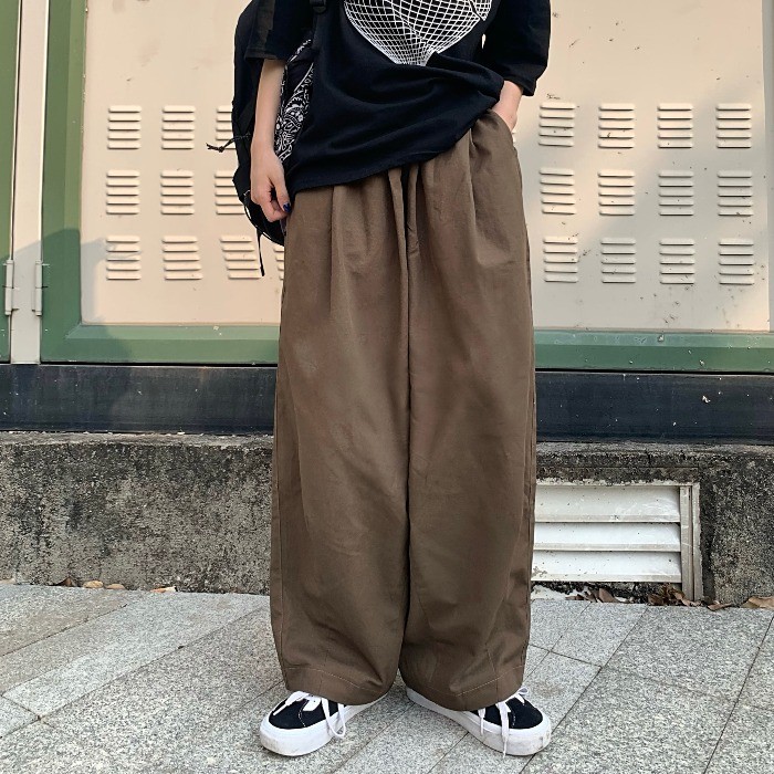 คุณภาพดีราคาถูก สไตล์ญี่ปุ่น อิน ถนน สวมใส่กางเกงขากว้างหลวมผู้ชาย สูง ถนน ย้อนยุค จี้ตรงหลวมกางเกงลําลอง