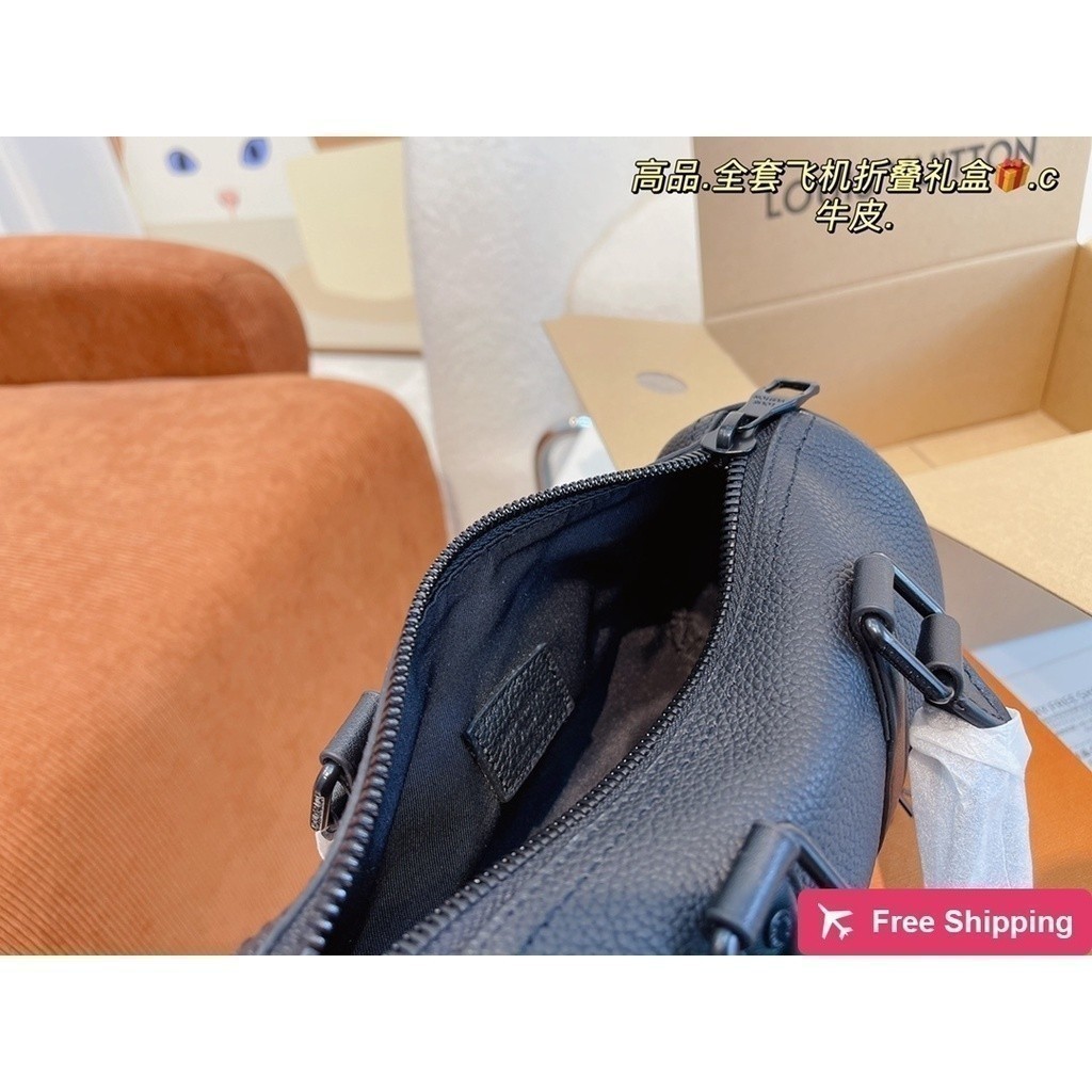 [การประกันคุณภาพ] กระเป๋าสะพายผู้ชาย Messenger Bag Boys Reserved xs Boys กระเป๋าถือ Messenger Bag