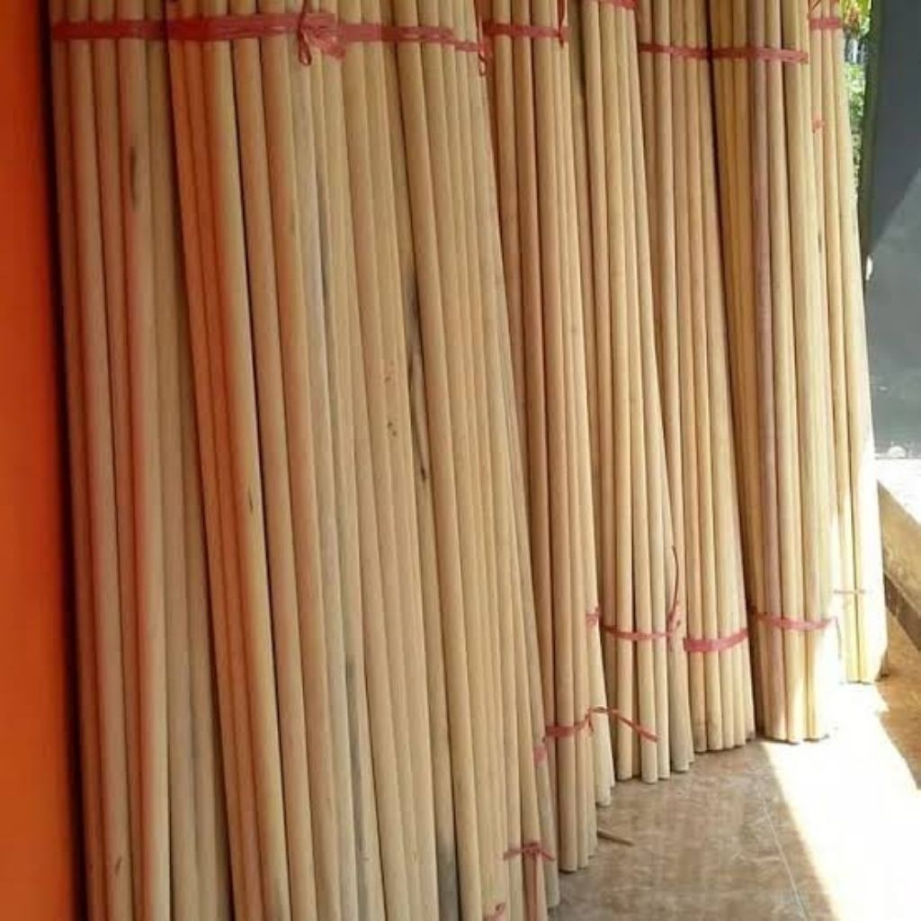 SMOOTH SCOUT STICK ALREADY SANDED