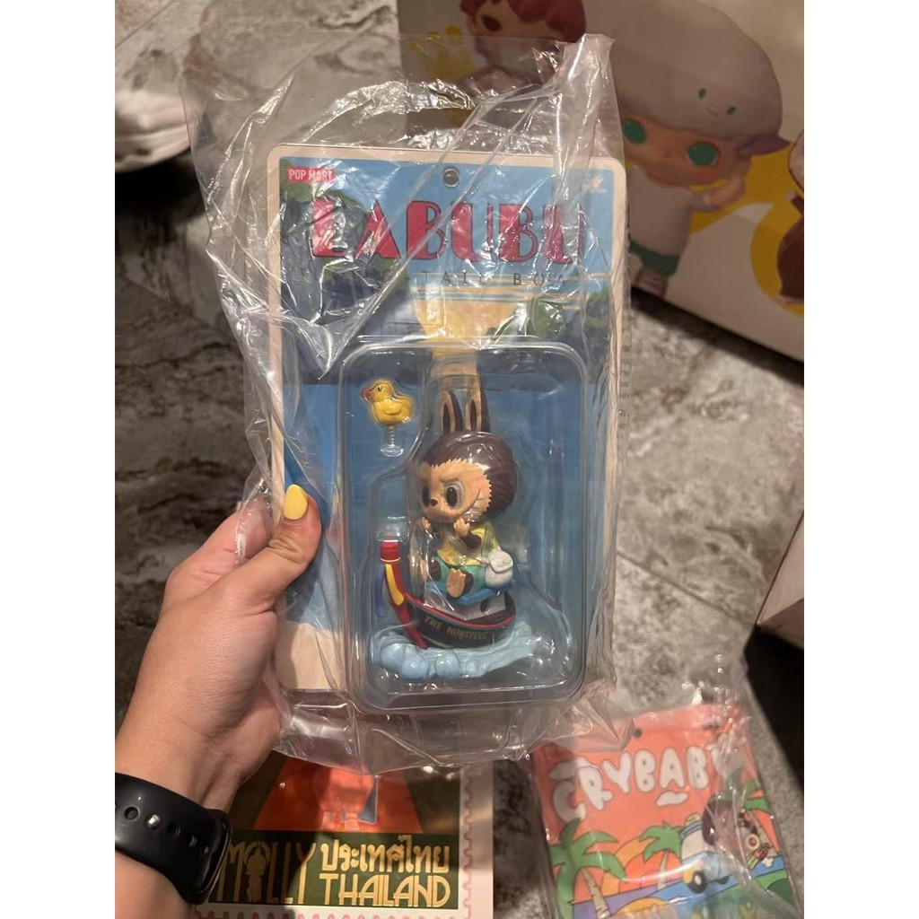 P POPMART LABUBU Thailand Limited Lift คําแนะนําของขวัญการเล่นอินเทรนด์
