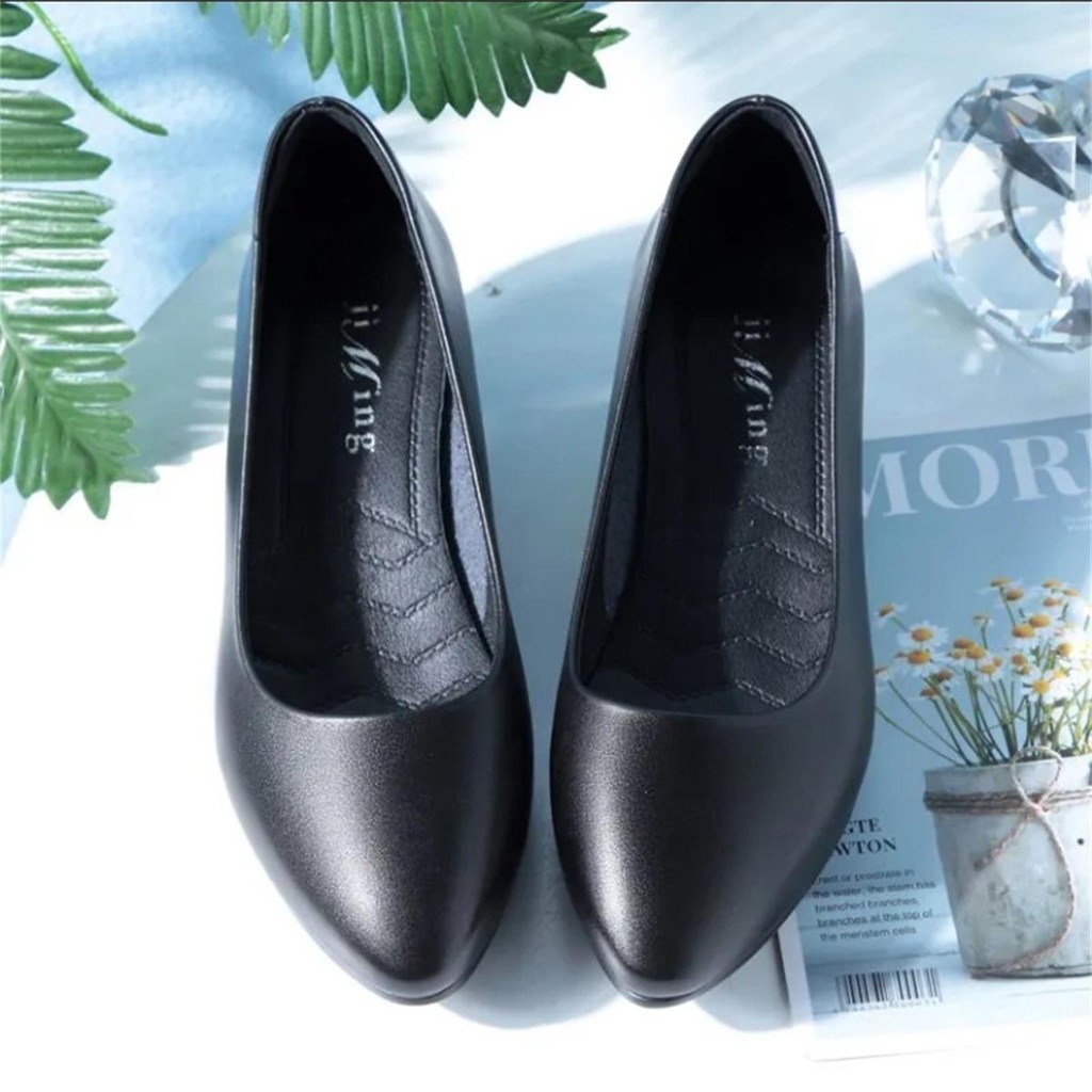 จัดส่งในกรุงเทพฯ รองเท้าผู้หญิงที่ละเอียดอ่อน ใส่สบาย ฝีมือดี วัสดุเกรดดี รองเท้าใส่ทํางาน ไซส์36-41