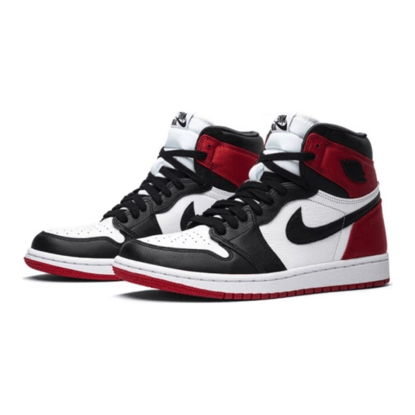 (WMNS) Air Jordan 1 Retro High Satin Black ToeCD0461 016