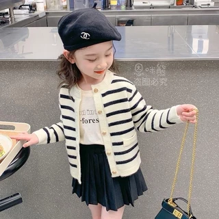 พร้อมส่ง เสื้อแจ็กเก็ตคาร์ดิแกนกันหนาว เสื้อคลุมสีดำครีม กระเป๋าแต่งหลอก ใช้งานไม่ได้คะ T889