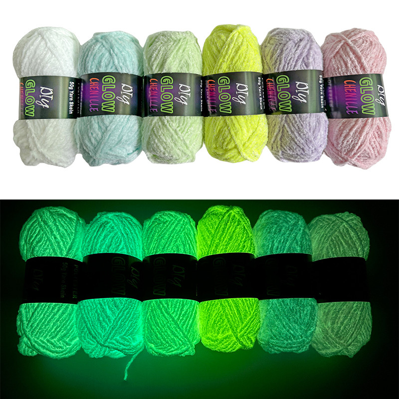 50 กรัม/ม้วน Handmade Glow In The Dark Luminous เส้นด้ายกํามะหยี่เรืองแสง Chenille Luminous ถักเส้นด้ายโพลีเอสเตอร์ 4 มม.