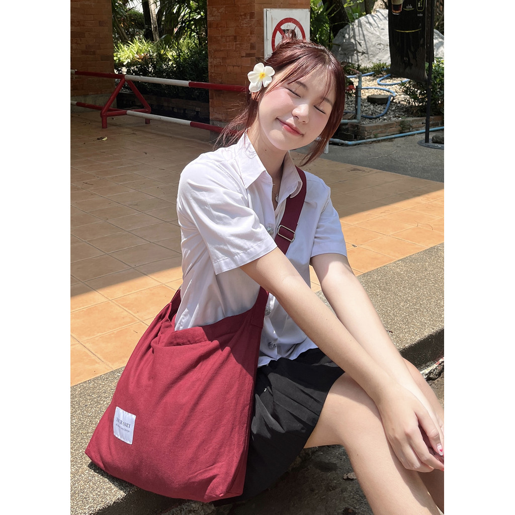 กระเป๋า tote ถุงย่าม ทรงสี่เหลี่ยม กระเป๋าผ้า ย้ามสะพาย ผลิตที่ไทย by YourCozy