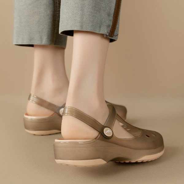 minxshoes hello polo รองเท้ามีรูสำหรับฤดูร้อนแบบใหม่ปี2025รองเท้าพยาบาลนักเรียนสวมใส่ด้านนอกสำหรับผู