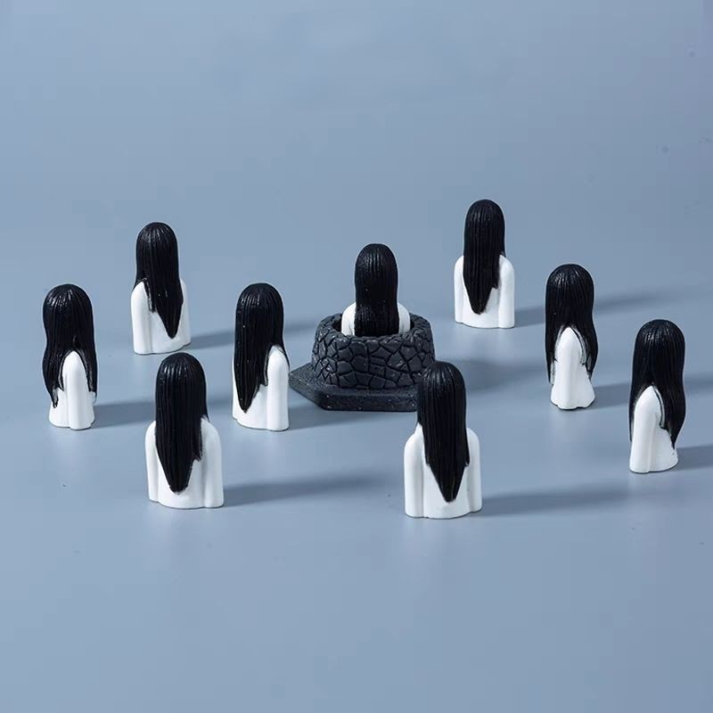 Sadako ตุ๊กตารุ่น Workstation Sadako ตุ๊กตารุ่น Workstation Decompression เดสก์ท็อปรถตกแต่งของเล่น Sadako ตุ๊กตารุ่น Workstation เล่นตลกและเครื่องประดับขนาดเล็กchengle99.my20250708