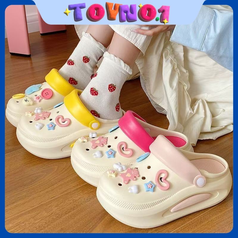 ToyNo.1 พร้อมส่ง "TO-555" รองเท้าหัวโต สไตล์เกาหลี พื้นนุ่มนิ่ม ใส่สบาย สีพาสเทลพร้อมตัวติดน่ารัก เข้าได้ทุกลุค