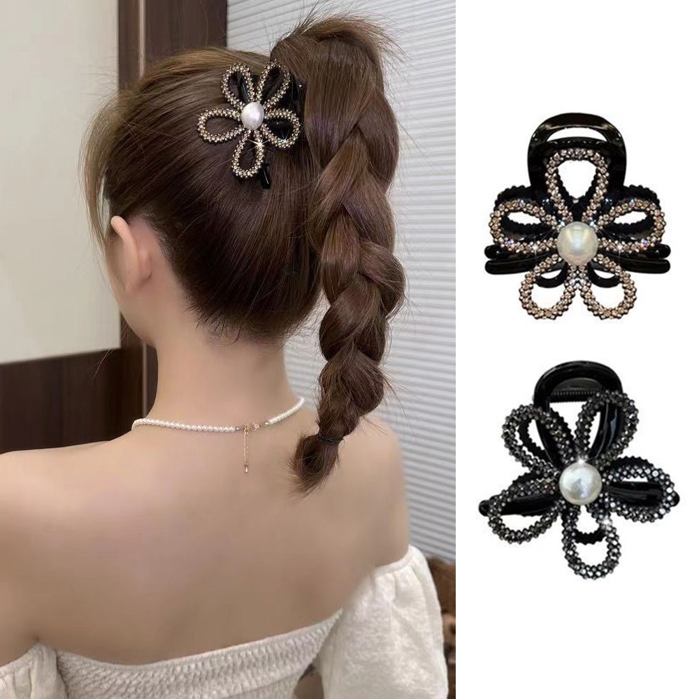 เกรดสูงประกายเพชรกลวงออกดอกไม้กลับช้อนที่มีผมขดลวดคลิปฉลาม