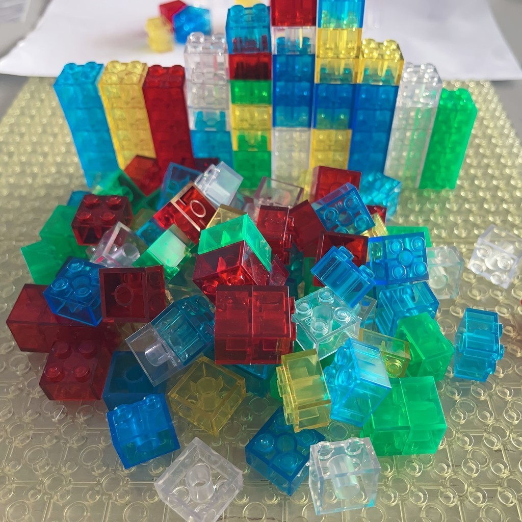 20 ชิ้น/ล็อตใสอิฐ 2x2 Building Block MOC อะไหล่ของเล่นเด็ก DIY House น้ําตกใช้งานร่วมกับ 3001 3003