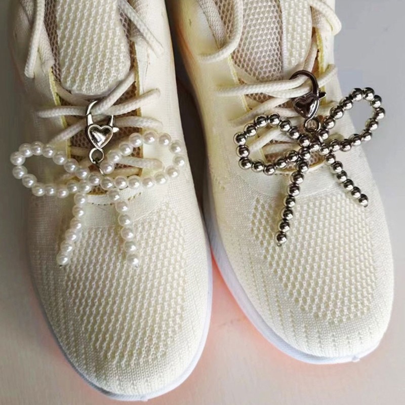 Fine Sweet Pearls Beaded Bowknot Shoe Charm Sweet Shoe Charm จี้เชือกผูกรองเท้าคลิปจี้ตกแต่งสําหรับผ