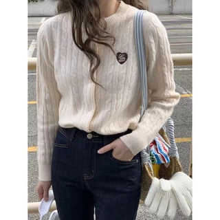 Xiaoma111 Niche callmebaby สั้นหัวใจปัก Twist ถักเสื้อสเวตเตอร์ถัก Slim-fit Slimmer ดูผู้หญิงหมายเหตุด้านนอกขนแกะ Checkered Xi DDNQ