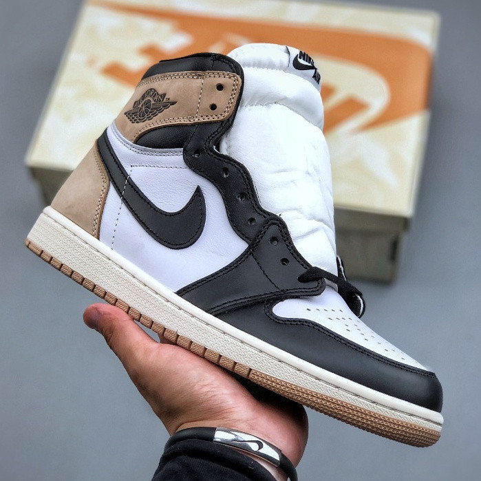 รองเท้าสเก็ตกีฬาลําลองair A/J 1 สูง og WMNSLatteFD2596-021