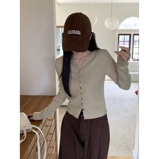 Chili Koko เสื้อคลุมคาร์ดิแกนถักทรงเข้ารูปสไตล์เกาหลี เสื้อเชิ้ตถักแขนยาววินเทจสีแดง 88007