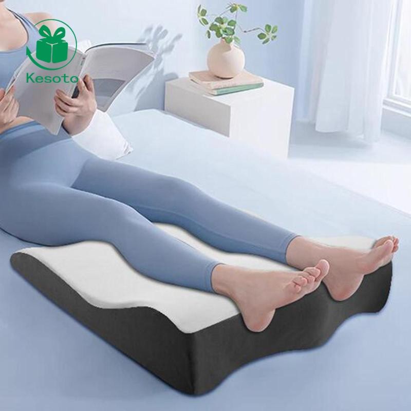 [Ehoyoxa] Leg Elevation Pillow Memory Foam Foot Pillow Soft Ankle Elevation Pillow