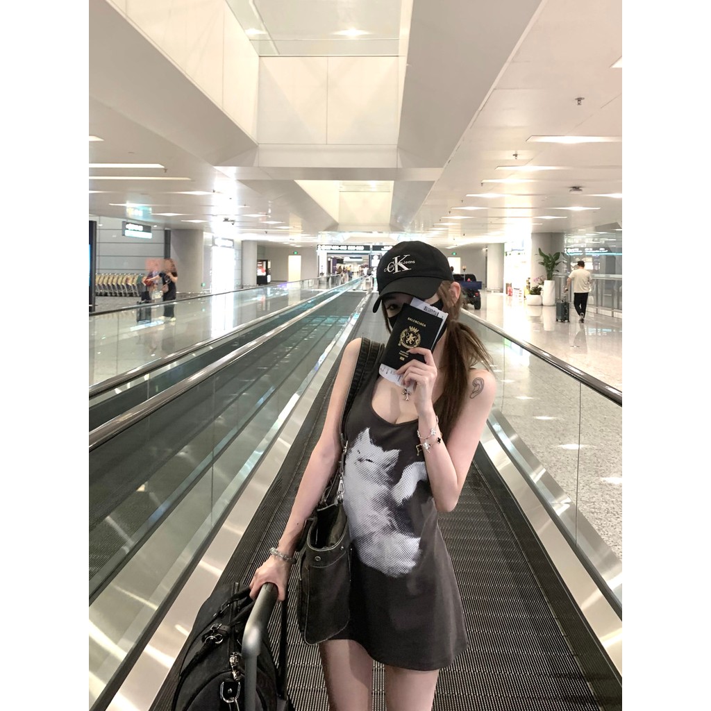 40 ชิ้น Fine Cotton Raphaels Cat Pure Desire สายคล้องคอขนาดใหญ่ 2 สวมกระโปรงแขวนแมวพิมพ์เสื้อกั๊ก Ma