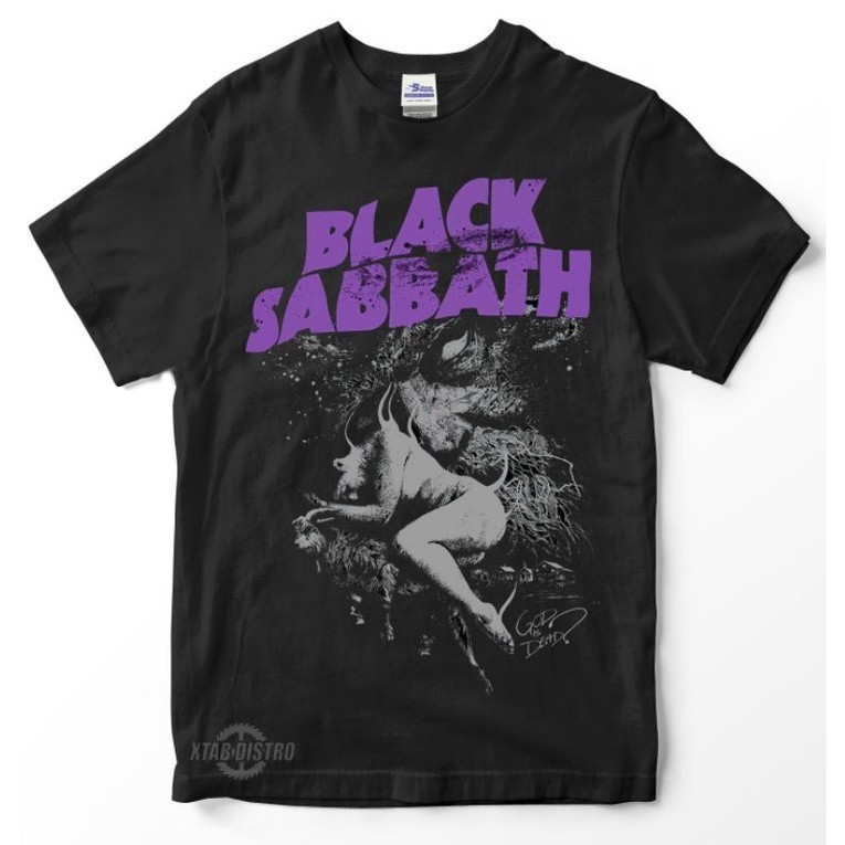 [100% ผ้าฝ้าย] เสื้อยืดคลาสสิกสีดำ ธีม Black Sabbath 'God Is Dead' สไตล์เรโทร แขนสั้น สวมใส่ง่าย สำหรับแฟนเพลงร็อค
