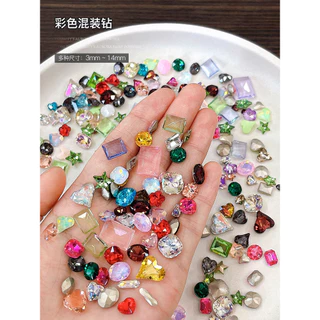 30 ชิ้นสี Candy โซดาแต่งเล็บเพชรสามมิติผสมสีโปร่งใสด้านล่างชี้ Love Heart Rock Candy เล็บรูปทรงพิเศษ