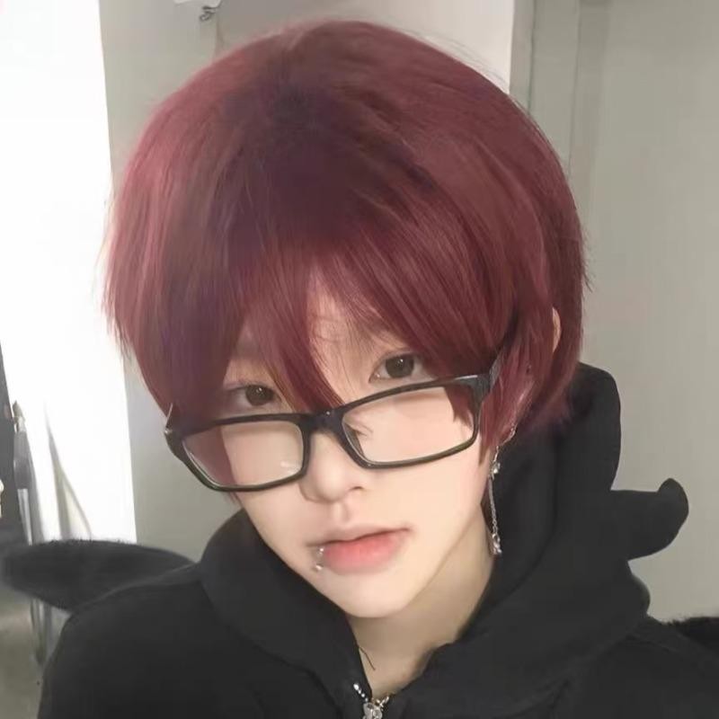 ไวน์สีแดงผู้ชายวิกผมสังเคราะห์คอสเพลย์พรรคพรหมวิกผมสั้นผมผู้ชายหมวกรีทัชวิกผมธรรมชาติทนความร้อนธรรมชาติคอสเพลย์วิกผมสําหรับผู้หญิงผู้ชายฮาโลวีนพรรคสว - รูปที่ 2