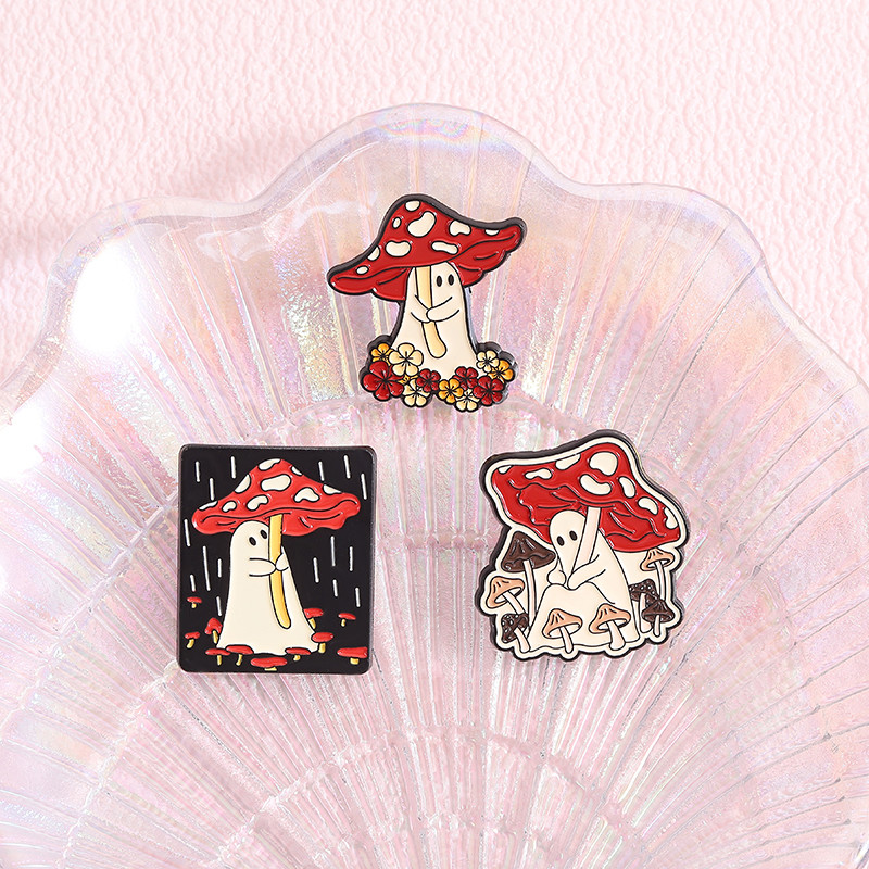 เข็มกลัดและป้ายกระเป๋าเป้น่ารักแบบเคลือบ Pin Ghost พร้อมลวดลายเห็ด ของขวัญที่เพื่อนๆจะชอบ - รูปที่ 3