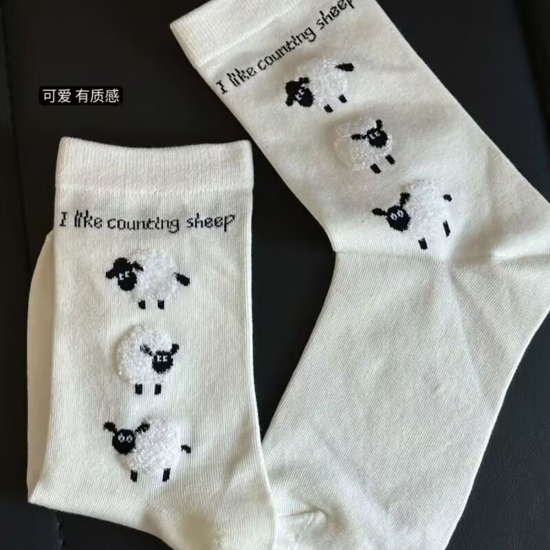 Ins Design น่ารักการ์ตูนแกะน้อย Kawaii กลางถุงเท้าหลอดสาวฤดูใบไม้ร่วง Preppy สไตล์ถุงเท้าหวาน - รูปที่ 5