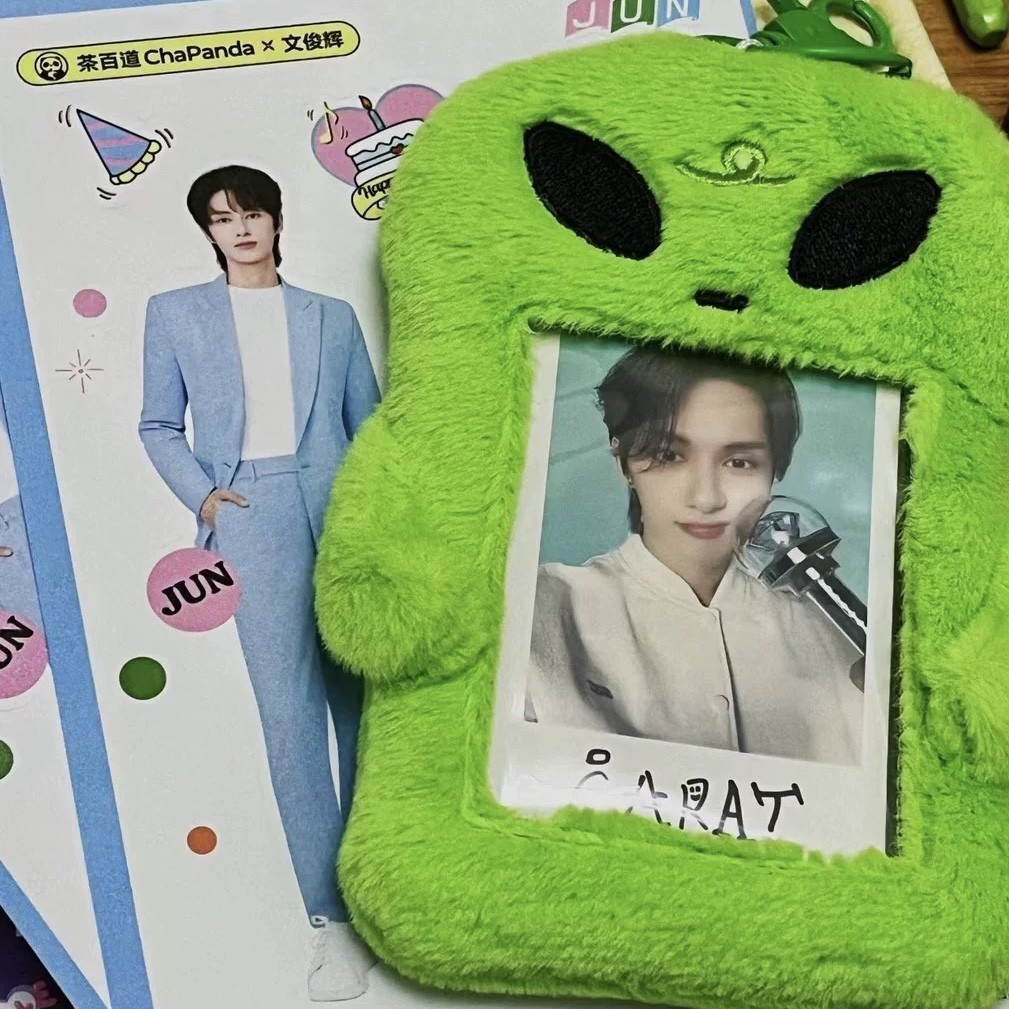 Alien Plush Photocard Holder Business Card Holder Credit Bus Card Protective Case Photo Sleeves