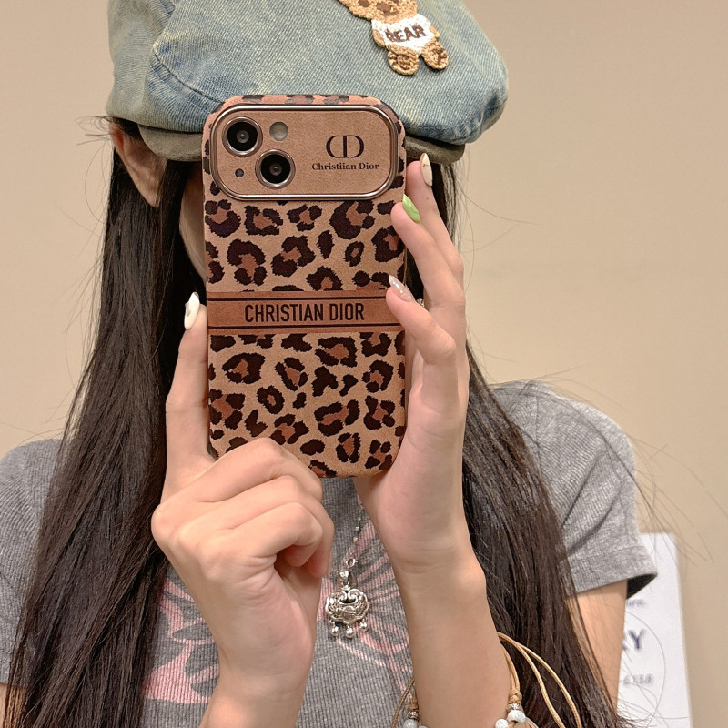 ป้ายแบรนด์แฟชั่น เคสไอโฟน 16 pro max 15 pro max 13 pro max 14 pro max case เคสไอโฟน 13 15 16 เคส iphone 14 16 pro 15pro 13 pro 14 pro กันกระแทกหนังฝ้าลายเสือดาว