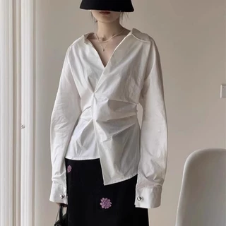 Lune_Graceเสื้อเชิ้ตแฟชั่นฝรั่งเศส คอวีแขนยาว เก็บเอว ดีไซน์ชายไม่เท่ากัน เท่ หรู ไม่เหมือนใคร ต้องมีติดตู้-รุ่นW611