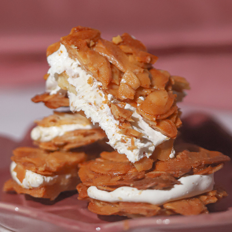 Ajizai Tonsel Sandwich Crisp Nougat Biscuits Almond Crisp Soft Crisp Soft Crisp Snacks Nuts แพคเกจขน